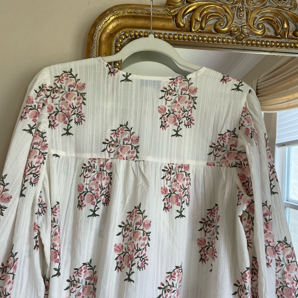 Calypso St. Barth White Blouse with Pink Floral Motif and Tassel Tie - Picture 6 of 8